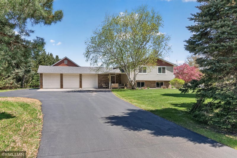 14331 Armstrong Blvd NW, Ramsey, MN 55303