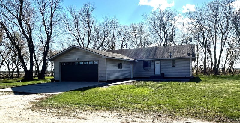 40193 290th St SE, Gully, MN 56646