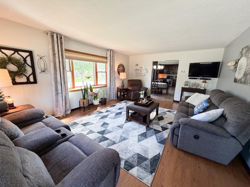 1224 3rd Ave, Worthington, MN 56187