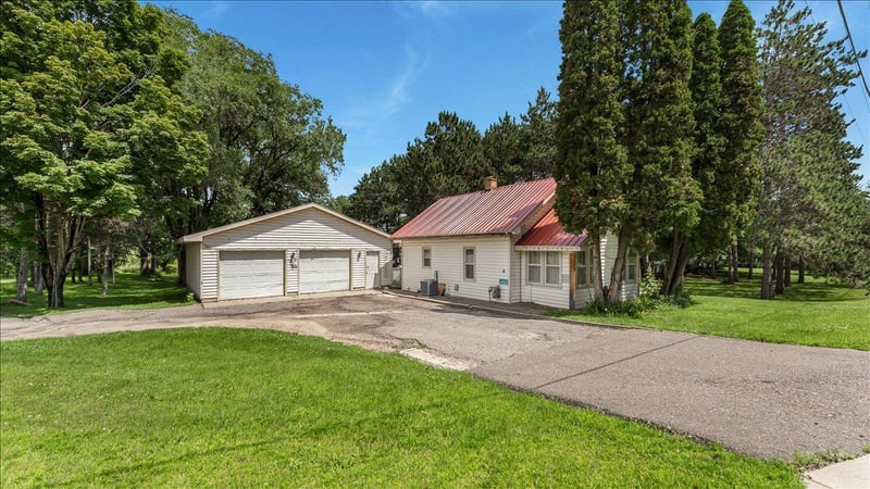 114 Fairview Ave NW, Long Prairie, MN 56347