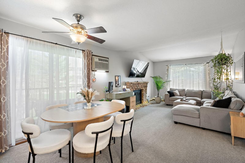 2210 Ridge Dr #31, Saint Louis Park, MN 55416