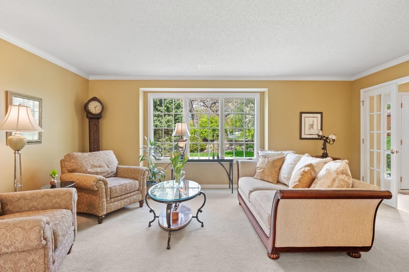 15005 Ironwood Ct, Eden Prairie, MN 55346