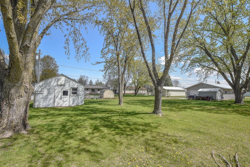 464 Main St E, Richmond, MN 56368