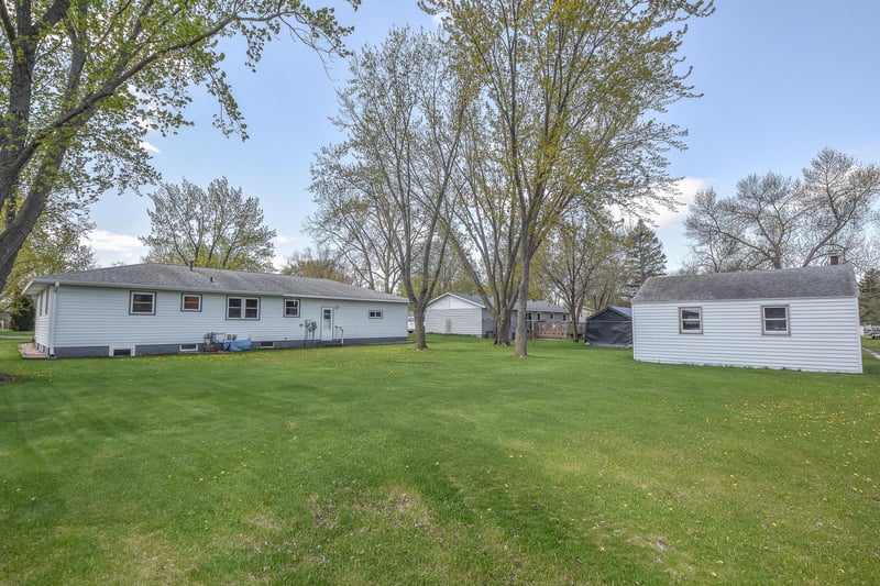 464 Main St E, Richmond, MN 56368