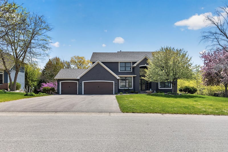7319 Fawn Hill Rd, Chanhassen, MN 55317