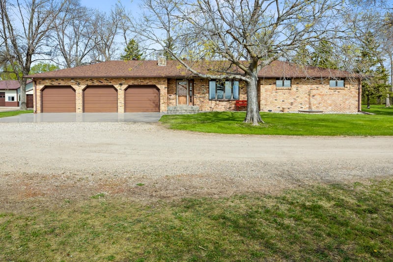 3305 Us Highway 75, Breckenridge, MN 56520