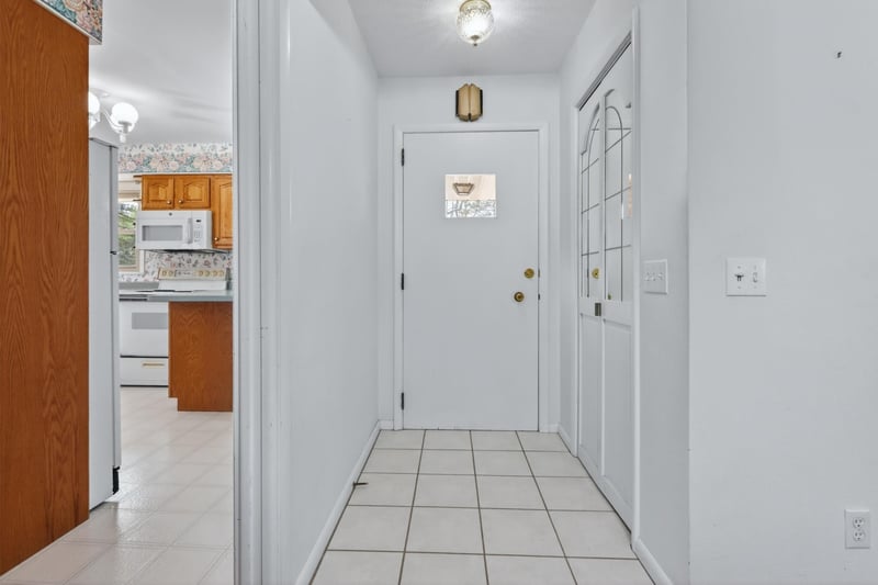 306 Ridgewood Dr, Cloquet, MN 55720