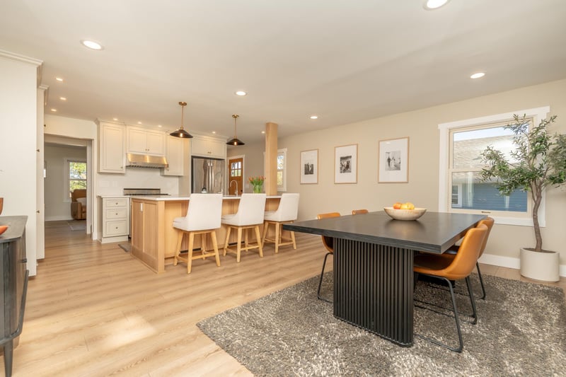 5904 Oaklawn Ave, Edina, MN 55424