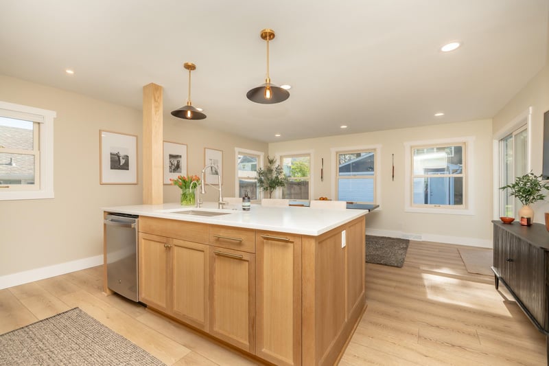 5904 Oaklawn Ave, Edina, MN 55424