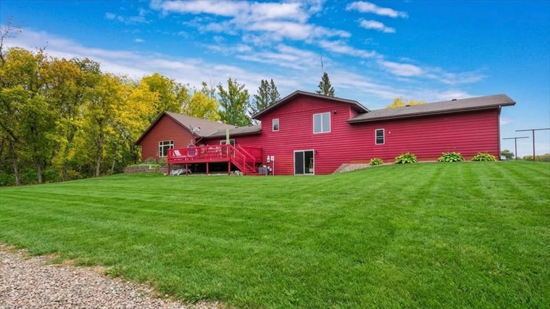 22364 45th Ave, Saint Augusta, MN 56301