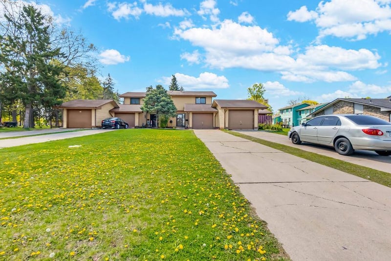 522 Aurora Ave, Saint Paul, MN 55103