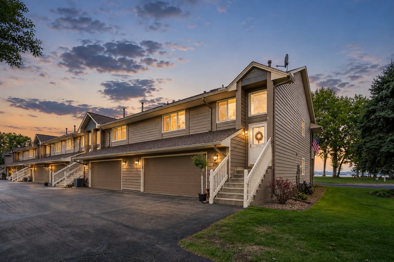 290 Shoreview Estate, Big Lake, MN 55309