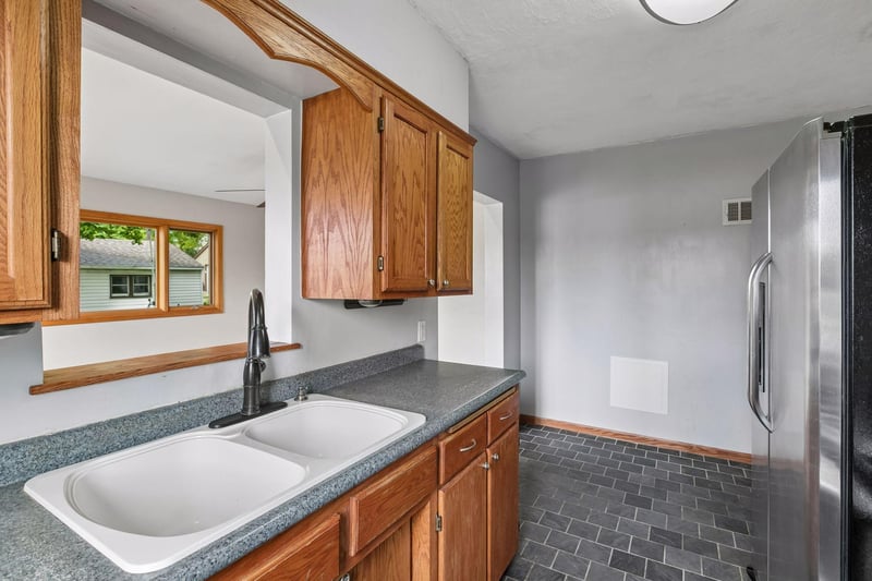 1800 Cleveland St NE, Minneapolis, MN 55418