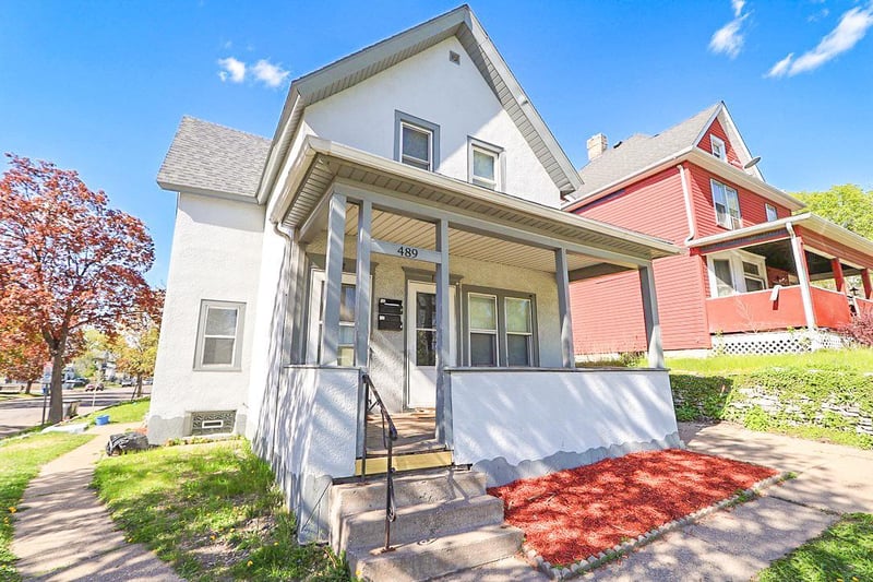 489 Whitall St, Saint Paul, MN 55130