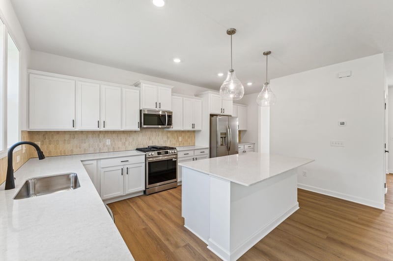 1303 Hadley Hills Dr NE, Rochester, MN 55906