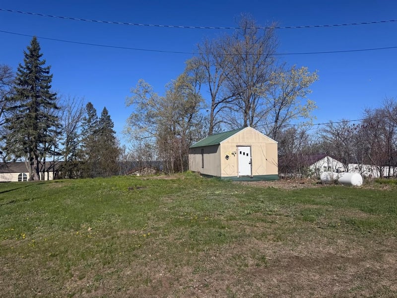 57556 Xerxes Rd, Isle, MN 56342