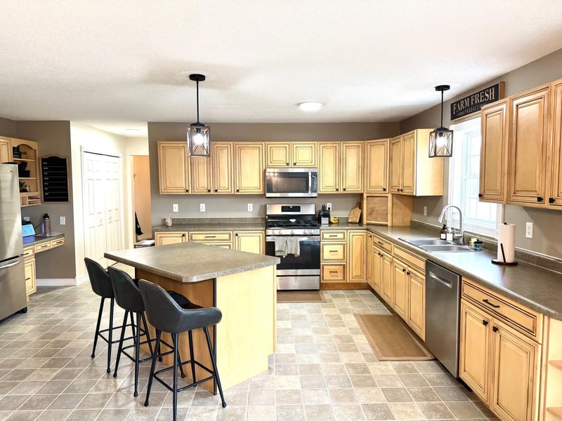 32661 County Road 16, Roseau, MN 56751