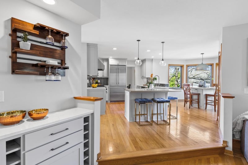 6315 Sequoia Cir, Eden Prairie, MN 55346