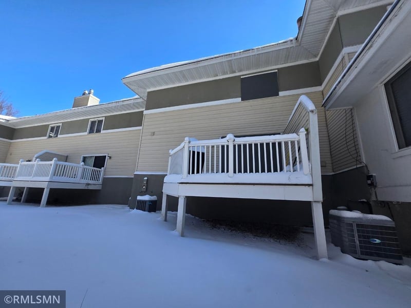 3664 Abbey Way #B, Eagan, MN 55123