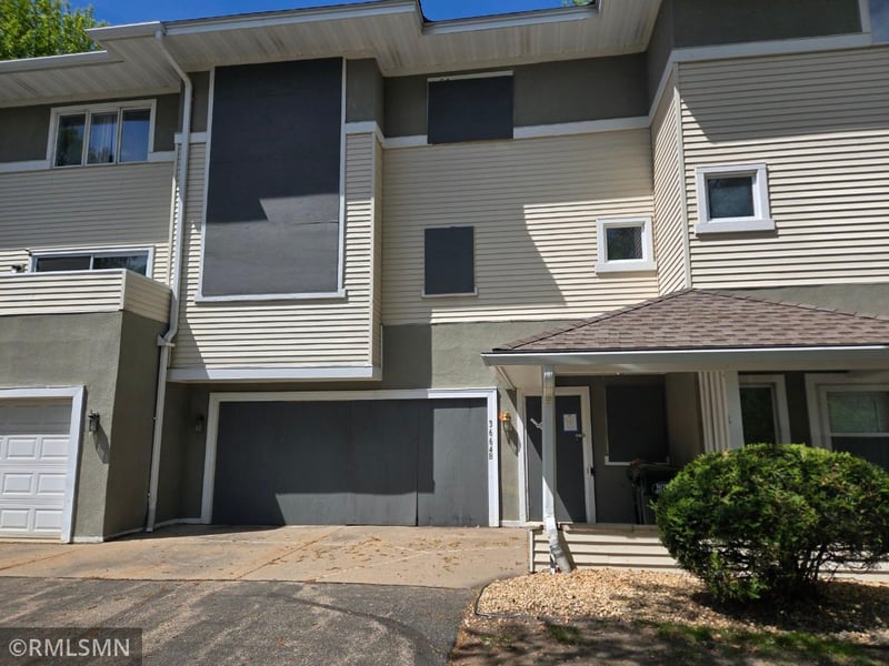 3664 Abbey Way #B, Eagan, MN 55123