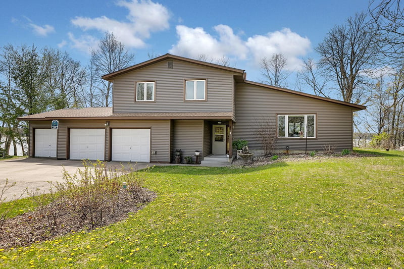 4256 Wahtomin Trl NW, Alexandria, MN 56308