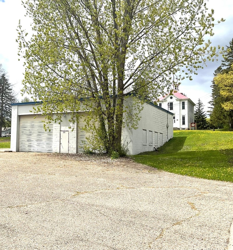 215 Colorado St SW, Lonsdale, MN 55046