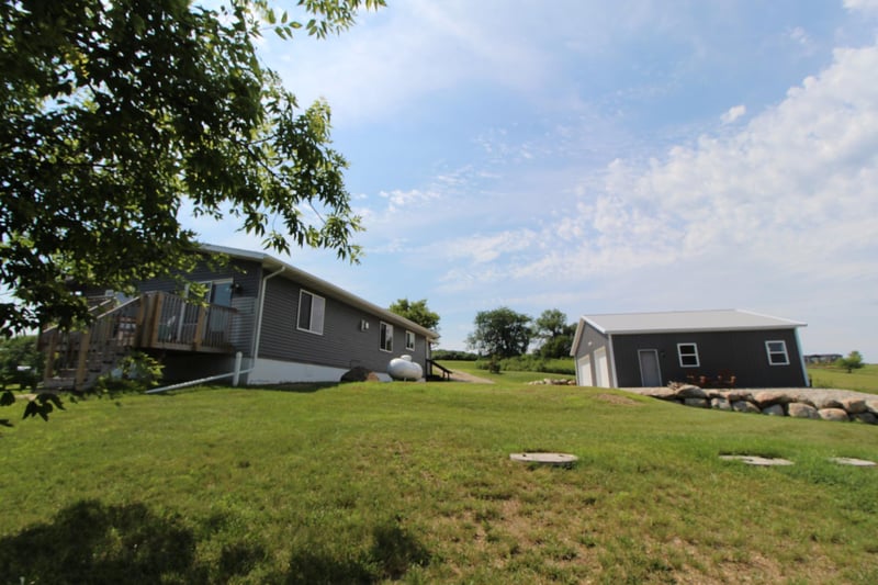 34306 Twin Island Ln, Dent, MN 56528