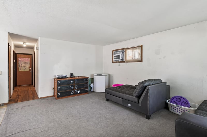 2519 3rd Ave E, North Saint Paul, MN 55109