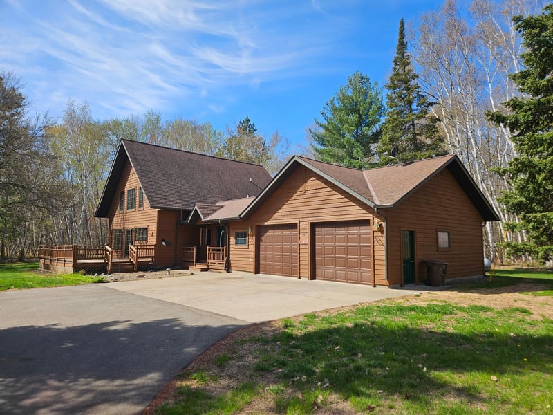 8839 Garden View Rd, Nisswa, MN 56468