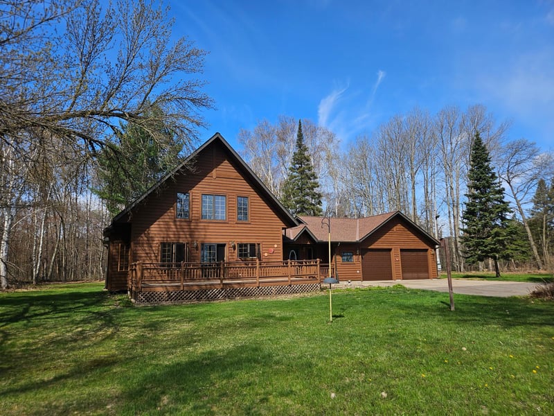8839 Garden View Rd, Nisswa, MN 56468