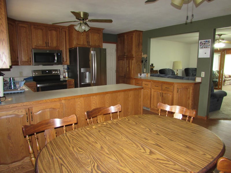 1404 Lucia Ave, Fairmont, MN 56031