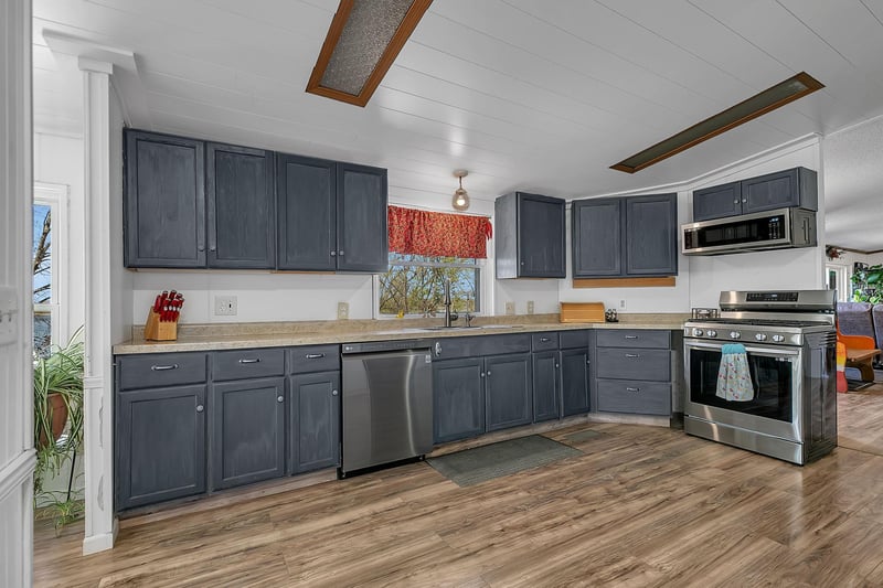 18111 Dunlin Rd, Burtrum, MN 56318