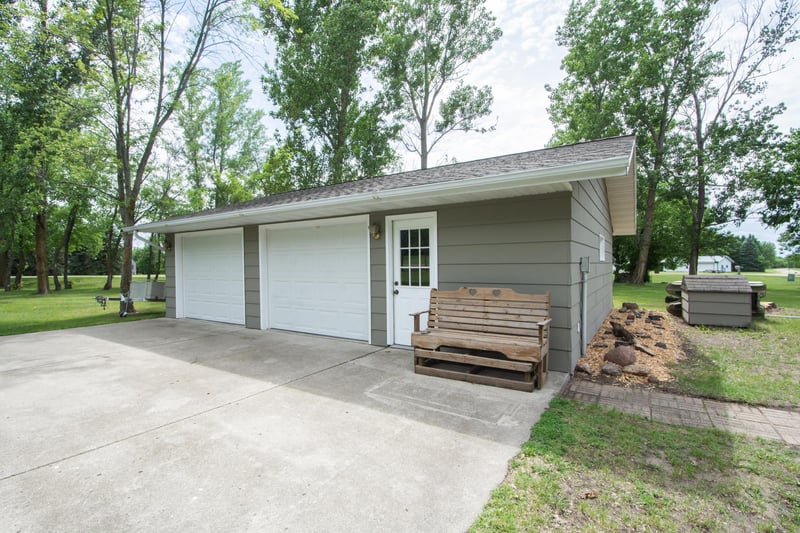 725 192nd St S, Hawley, MN 56549