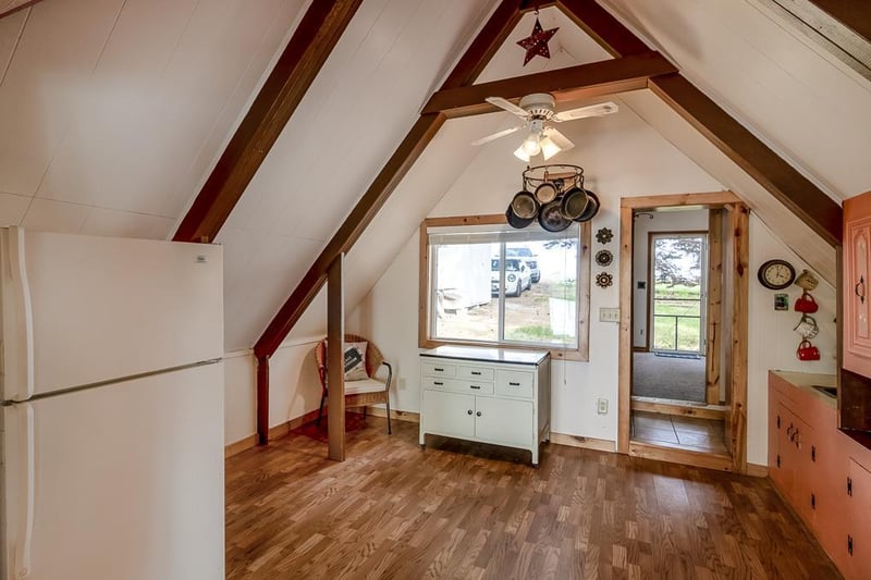 26828 Sioux Trl, Madison Lake, MN 56063