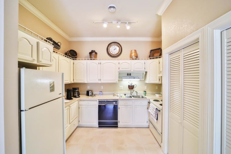 8221 Kraemer Ln #202, Lake Shore, MN 56468