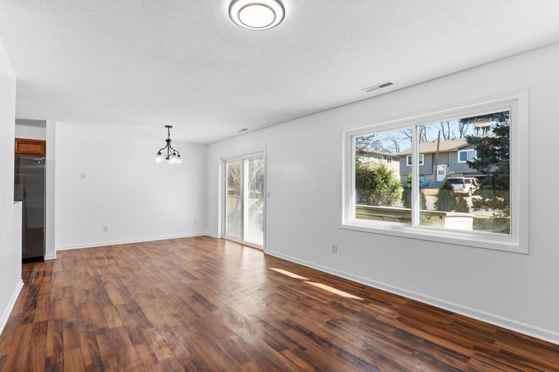 13351 Court Pl, Burnsville, MN 55337
