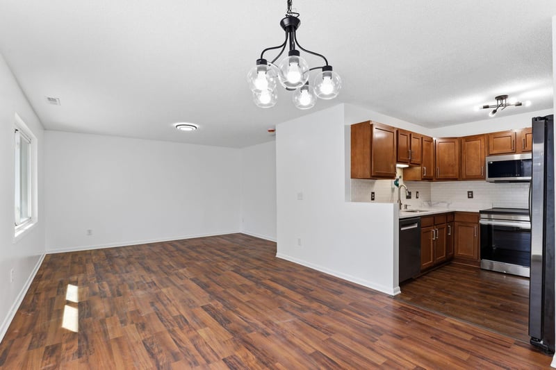 13351 Court Pl, Burnsville, MN 55337