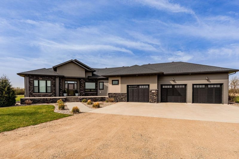 18595 43rd Ave N, Hawley, MN 56549