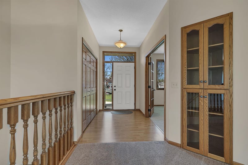 1835 Star Dr, Sauk Rapids, MN 56379
