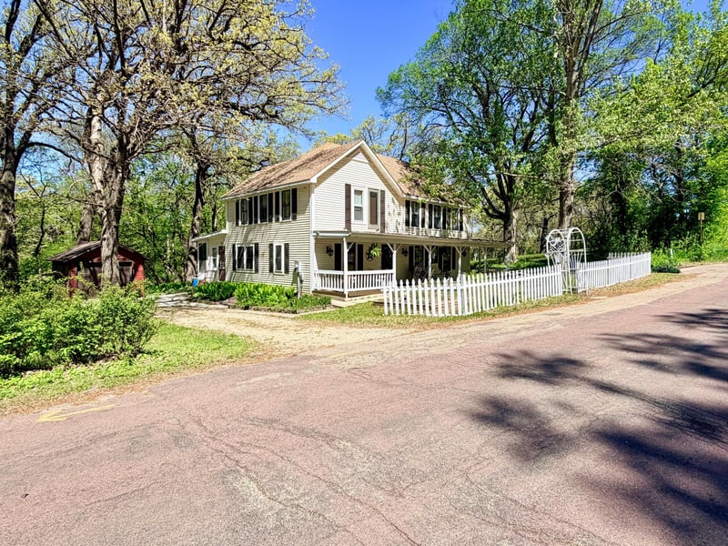219 Moore St, Jackson, MN 56143