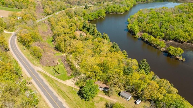 N4568 County Rd N, Arkansaw, WI 54721