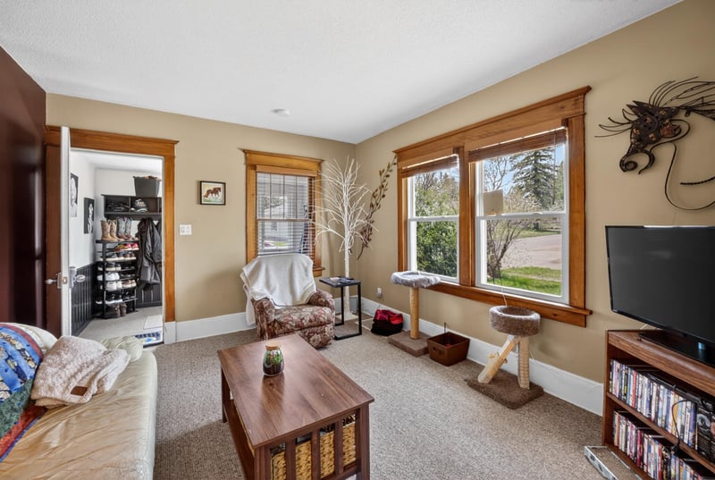 413 Carlton Ave W, Cloquet, MN 55720