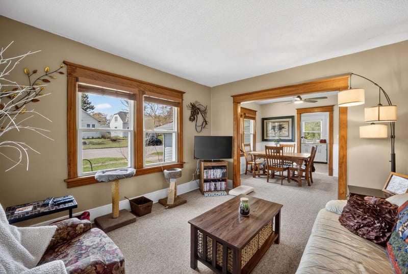 413 Carlton Ave W, Cloquet, MN 55720