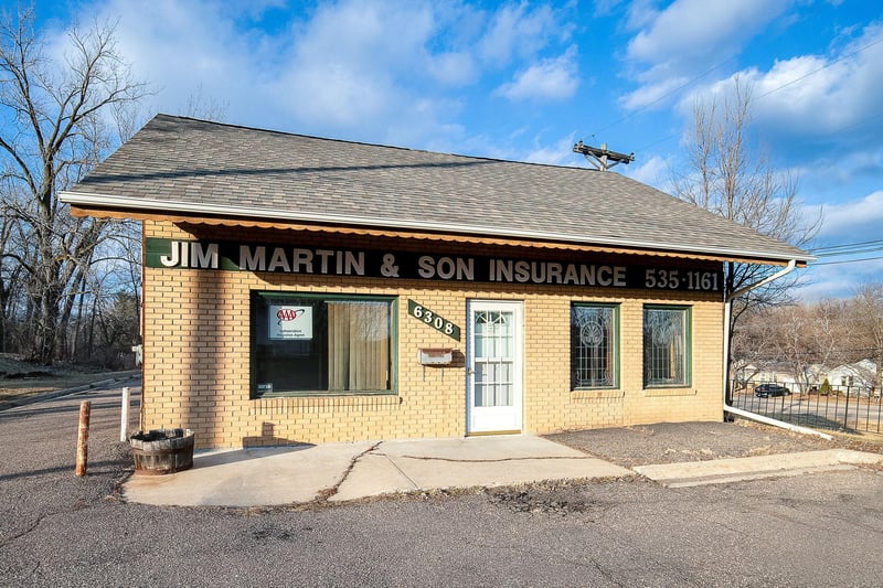 6308 34th Ave N, Crystal, MN 55427