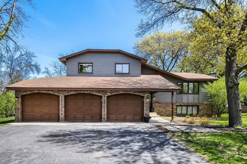 10855 Avocet St NW, Coon Rapids, MN 55433