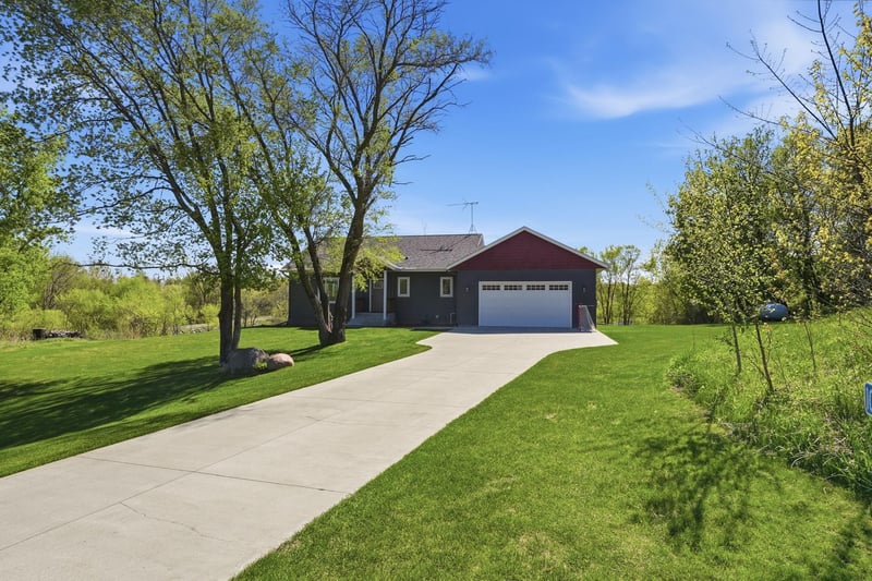 10640 Raven Loop NE, Foley, MN 56329