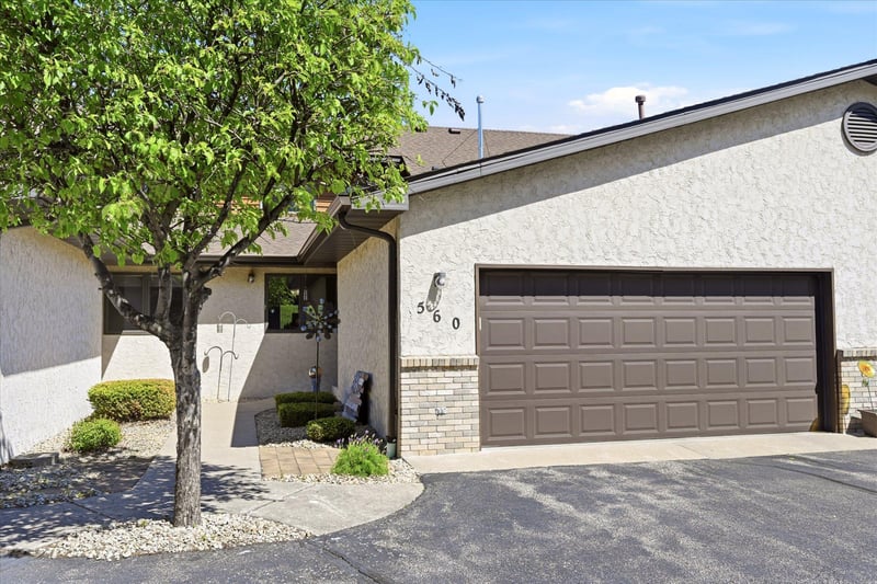 660 Riverview Dr #560, Monticello, MN 55362