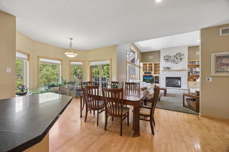 6243 Hollow Ln, Lino Lakes, MN 55014
