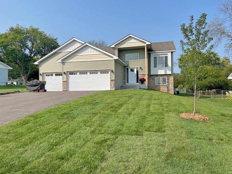 xxxx Eugene St, White Bear Lake, MN 55110