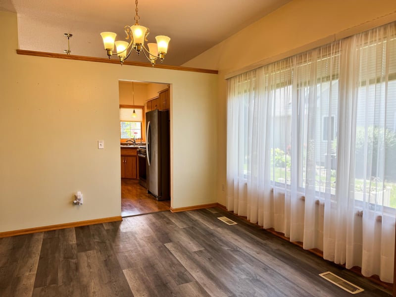 160 Cardinal Ln, Clearwater, MN 55320
